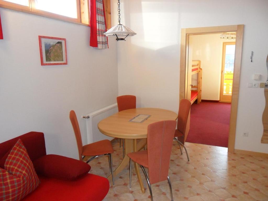 Maurerhof Telves Aparthotel Рачинес Стая снимка